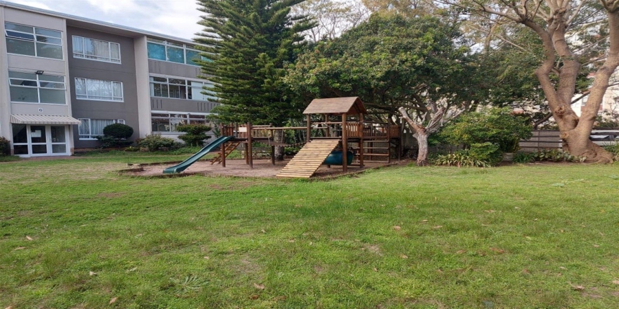 To Let 2 Bedroom Property for Rent in Claremont Western Cape